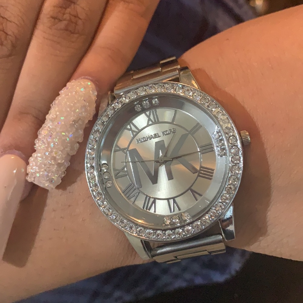 Watch ♥️